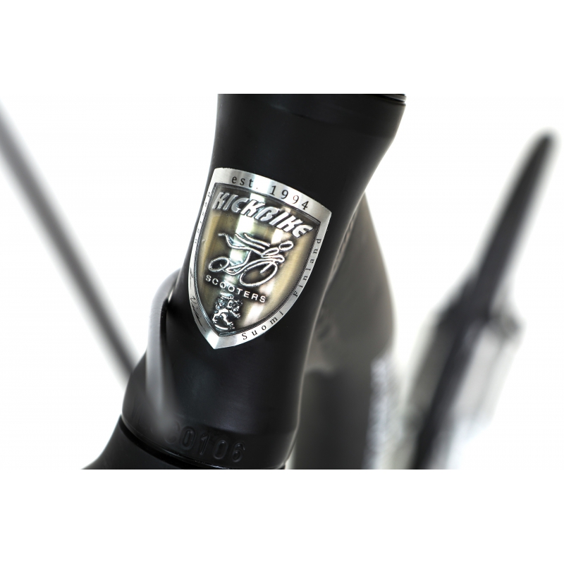 Kickbike Sport Max Black sportstep - Stepshop.nl Kickbike Sport Max Black sportstep - Stepshop.nl