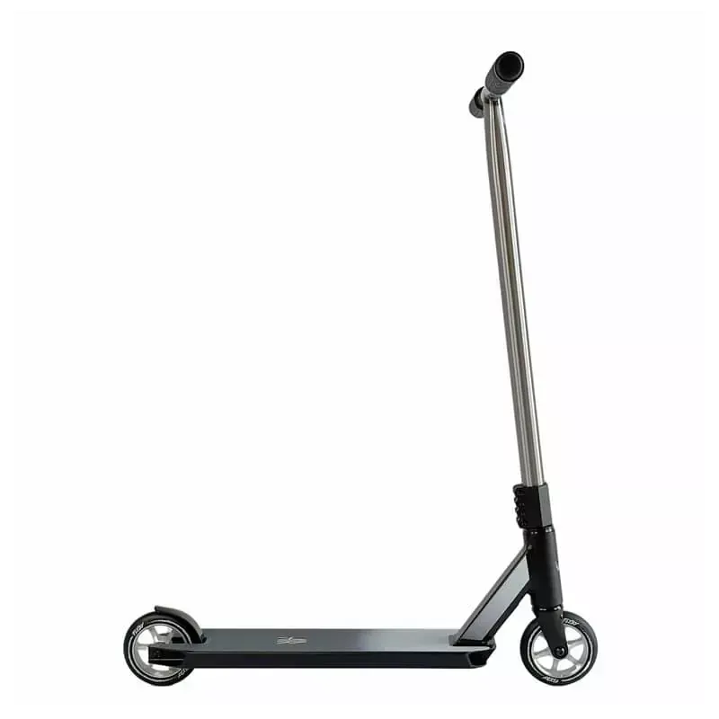 Flyby Air V2 Pro Scooter Black-Chrome