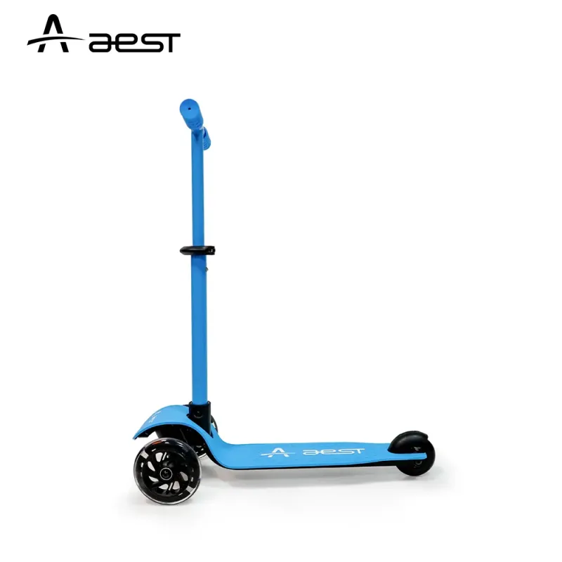 AEST Kids scooter blue