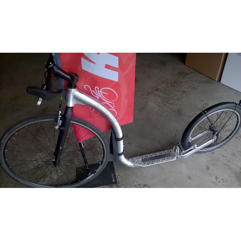 KICKBIKE RACE MAX 28/20 ALU - SALE KICKBIKE RACE MAX 28/20 ALU - SALE