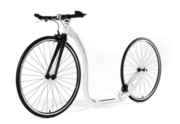 KICKBIKE RACE MAX 28/28 Weiss Sportroller - Stepshop.nl